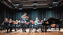 Banner Benefizkonzert mit dem Niederbayerischen Kammerorchester