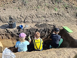 Banner Archäologie-Club: Ausgrabung | Zweiter Termin