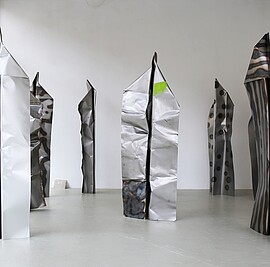 Banner verschobene Vernissage Jonathan Pielmeier 5-4-3-2-1 Skulptur und Zeit